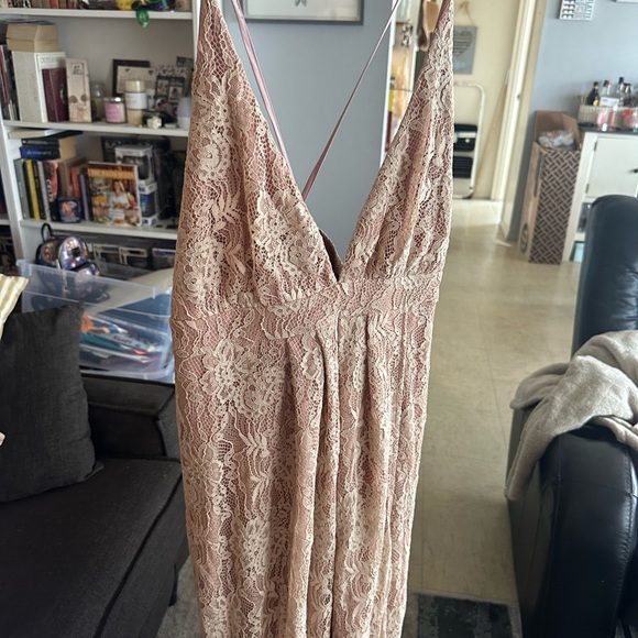 Dusty pink lace up maxi dress - Picture 3 of 6